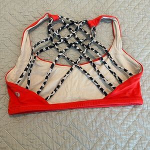 Lululemon Energy Bra Size 6